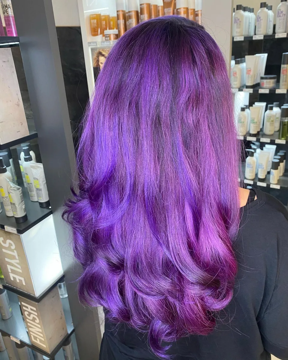 Violett mit Tiefe mit Elumen – Lina · Salon Spandau